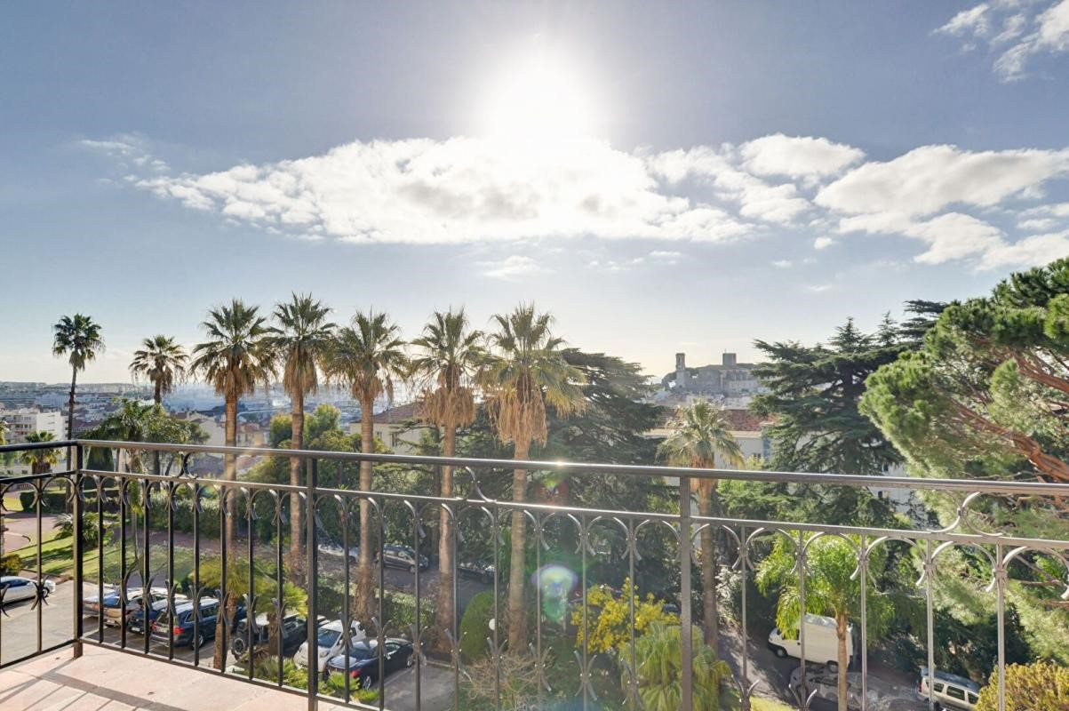 Квартира в Каннах, Франция, 139 м² - фото 2