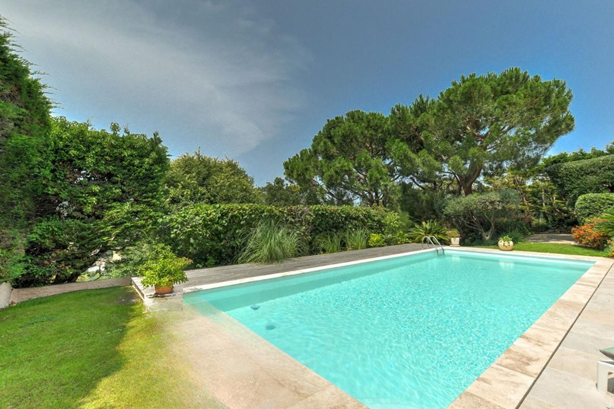 Квартира в Каннах, Франция, 231 м² - фото 3