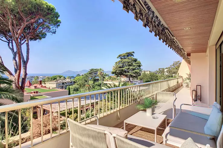 Квартира в Каннах, Франция, 121 м² - фото 2