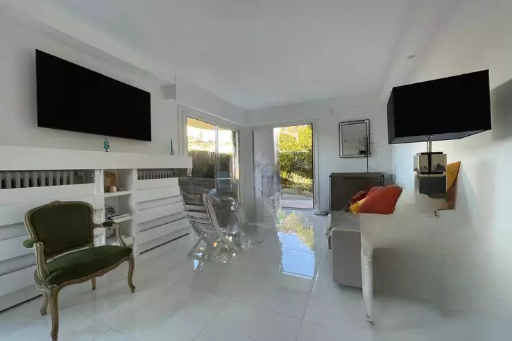 Квартира в Каннах, Франция, 81 м² - фото 2