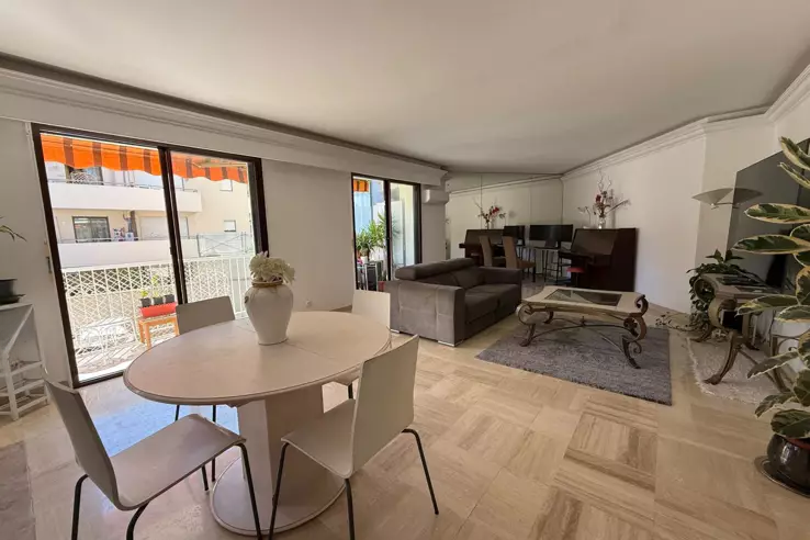 Квартира в Каннах, Франция, 84 м² - фото 2