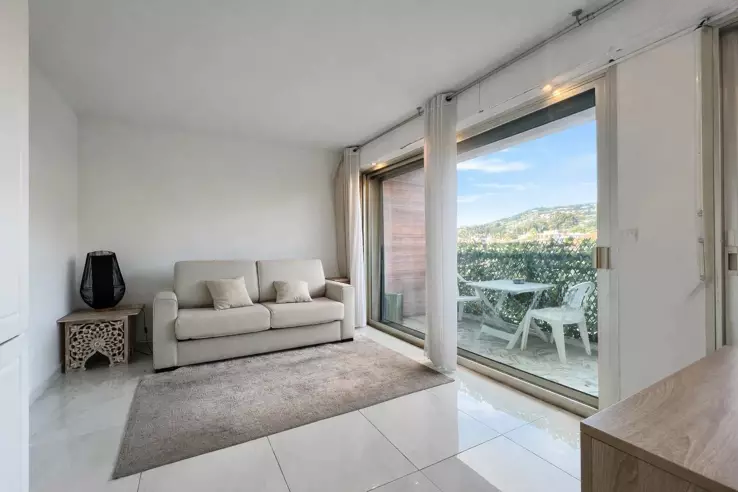 Квартира в Каннах, Франция, 34 м² - фото 2