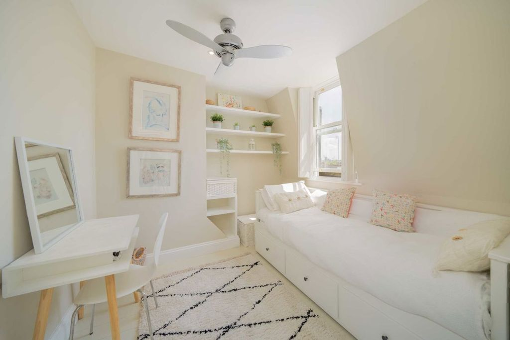 Квартира в Лондоне, Великобритания, 13 м² - фото 4