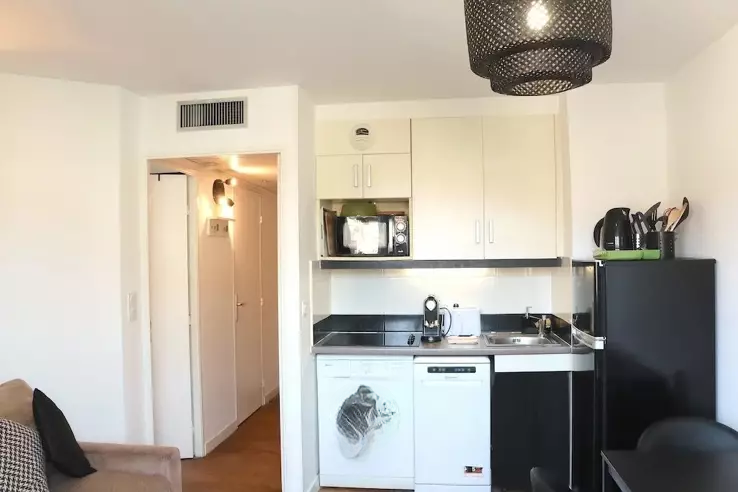 Квартира в Каннах, Франция, 27 м² - фото 2