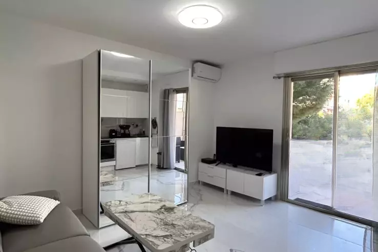 Квартира в Каннах, Франция, 20 м² - фото 2