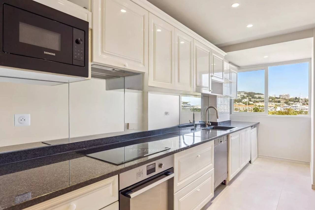 Квартира в Каннах, Франция, 97 м² - фото 6