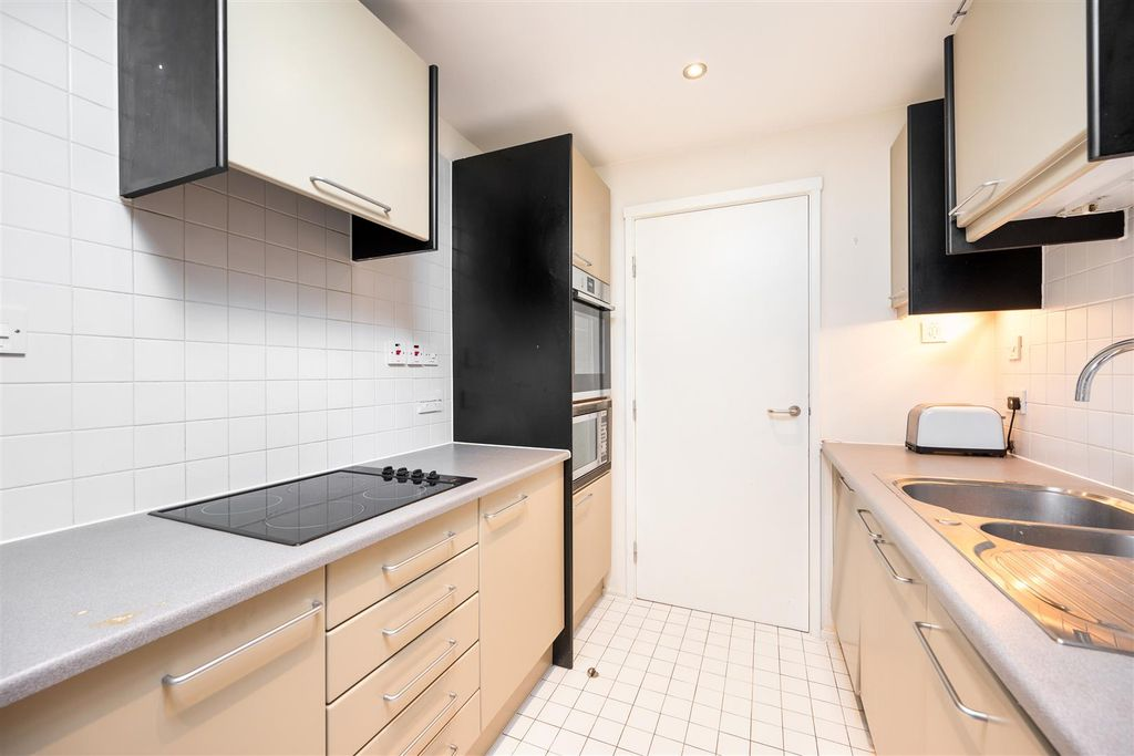 Квартира в Лондоне, Великобритания, 58 м² - фото 7