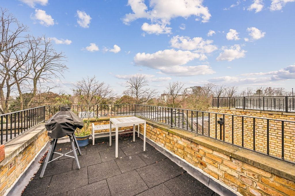 Квартира в Лондоне, Великобритания, 9 м² - фото 7