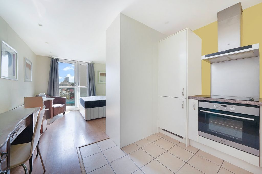 Квартира в Лондоне, Великобритания, 36 м² - фото 7