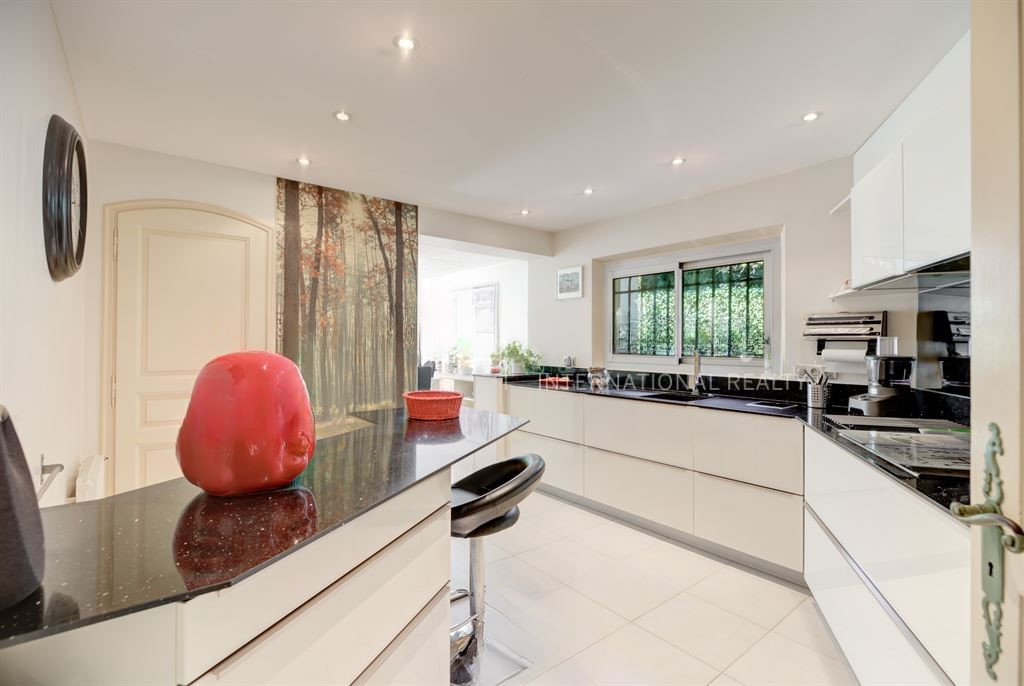 Квартира в Каннах, Франция, 320 м² - фото 8