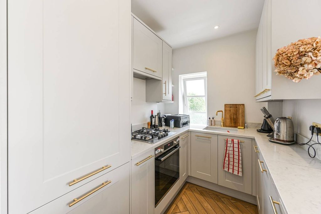 Квартира в Лондоне, Великобритания, 70 м² - фото 8