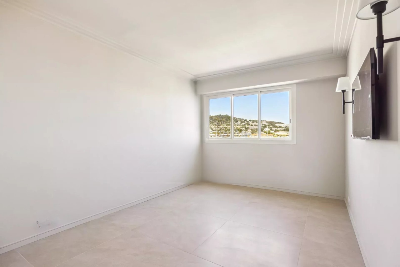 Квартира в Каннах, Франция, 97 м² - фото 8