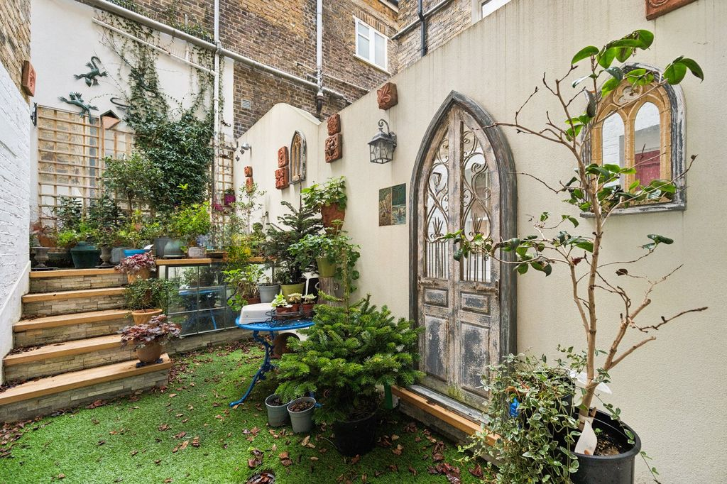 Квартира в Лондоне, Великобритания, 9 м² - фото 8