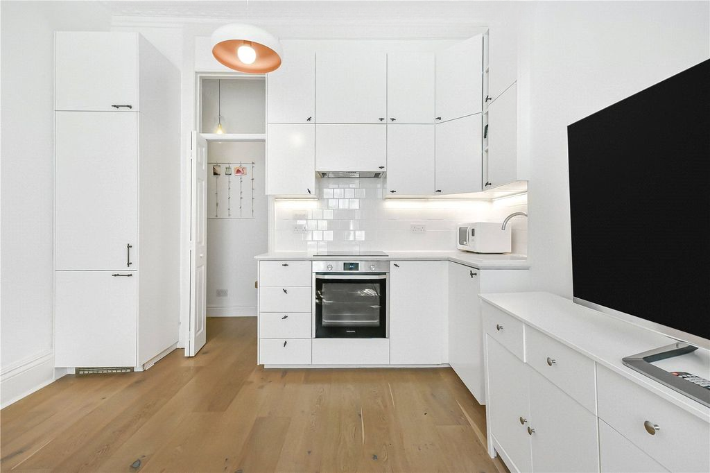 Квартира в Лондоне, Великобритания, 37 м² - фото 9