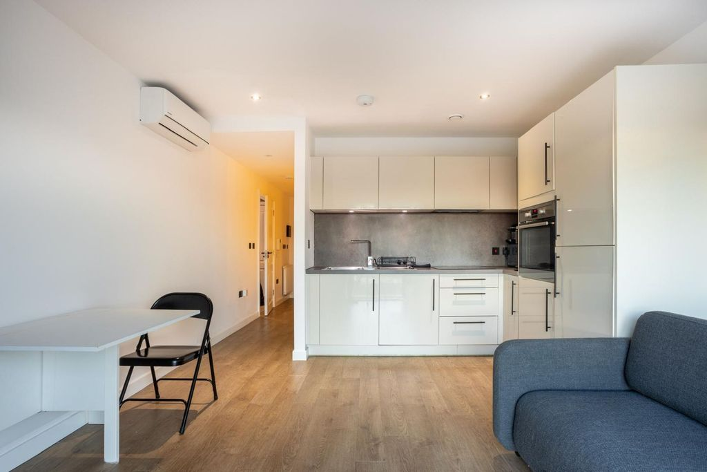 Квартира в Лондоне, Великобритания, 37 м² - фото 9