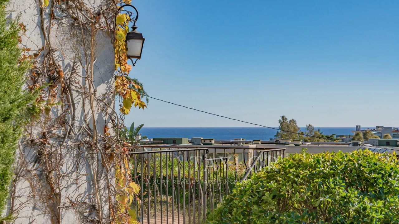 Квартира в Каннах, Франция, 107 м² - фото 9