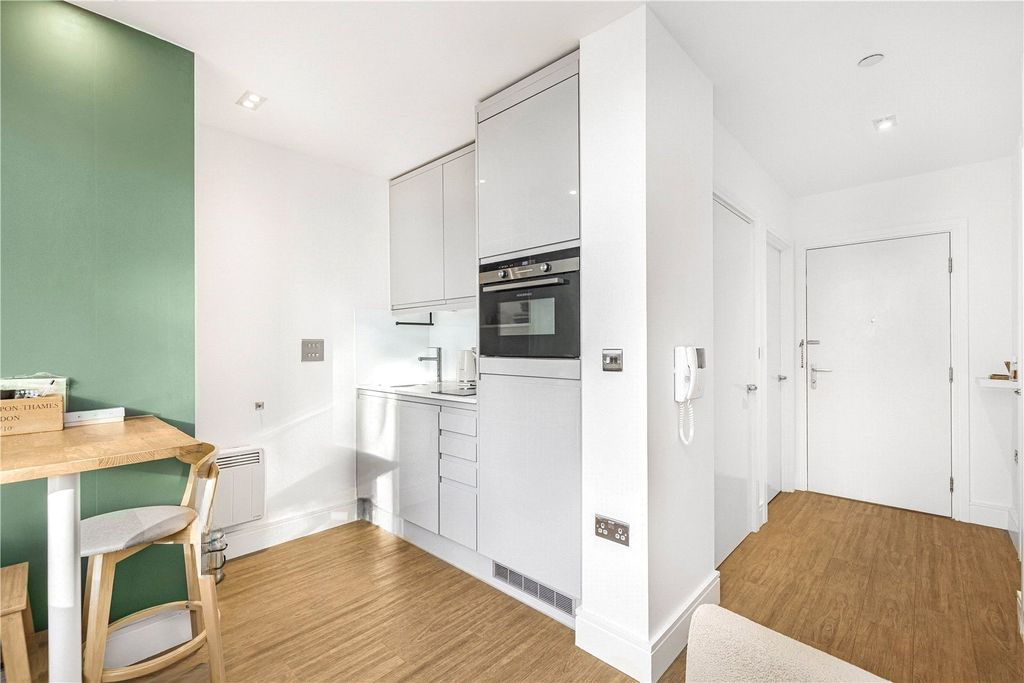 Квартира в Лондоне, Великобритания, 32 м² - фото 10