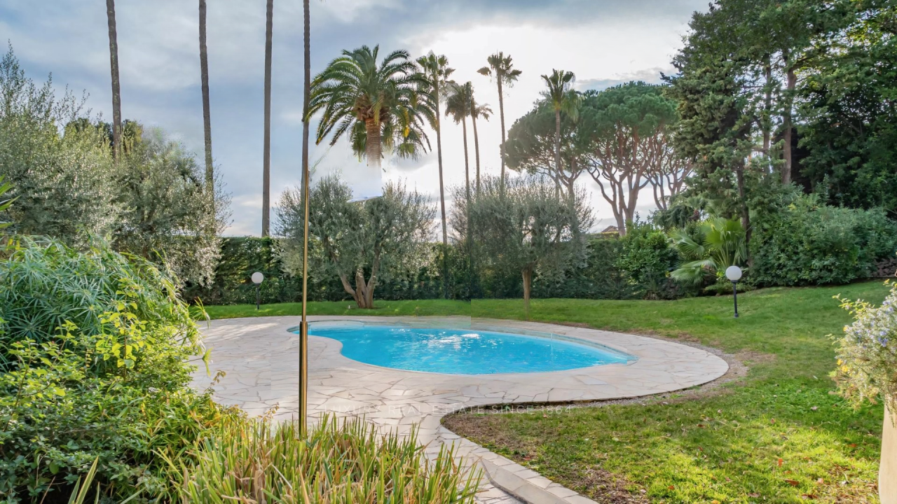 Квартира в Каннах, Франция, 112 м² - фото 11