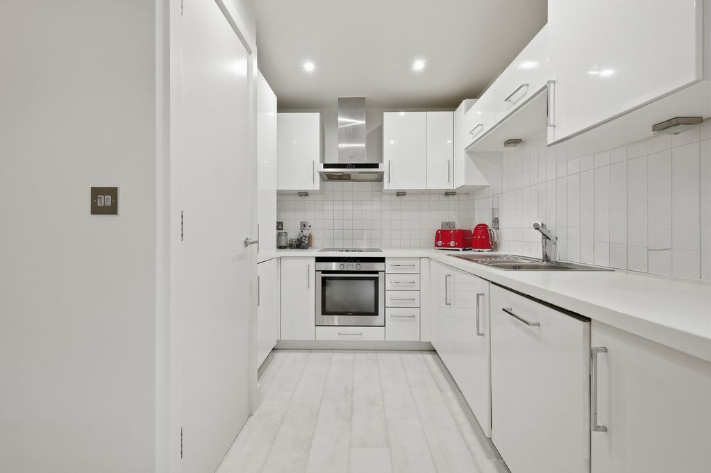 Квартира в Лондоне, Великобритания, 40 м² - фото 11