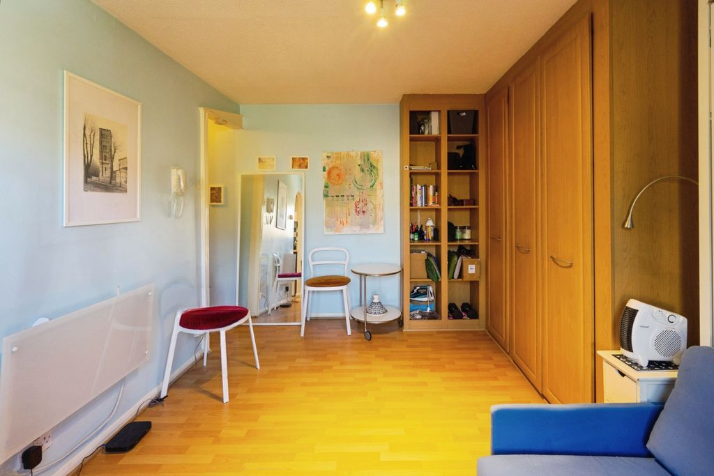 Квартира в Лондоне, Великобритания, 22 м² - фото 11