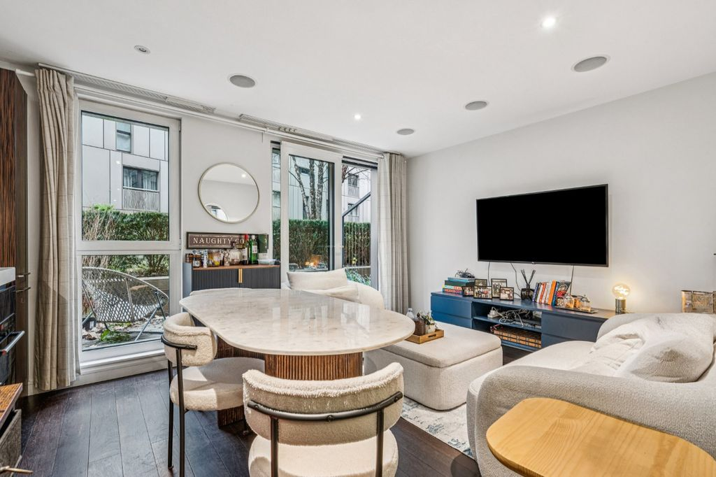 Квартира в Лондоне, Великобритания, 36 м² - фото 11