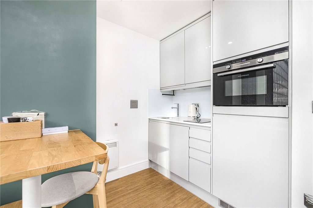 Квартира в Лондоне, Великобритания, 32 м² - фото 12