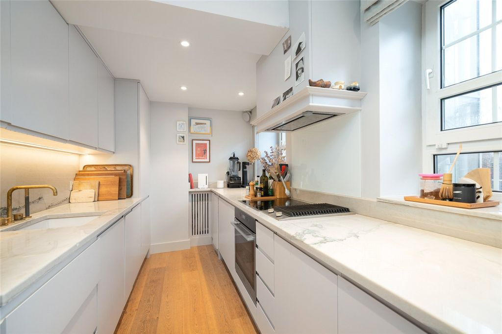 Квартира в Лондоне, Великобритания, 76 м² - фото 12