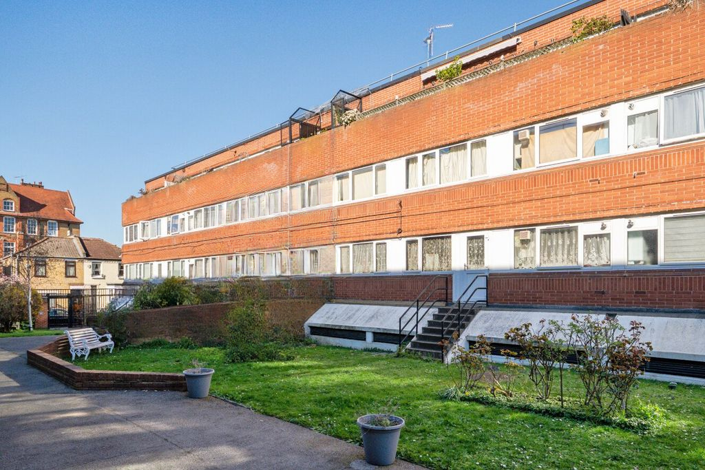 Квартира в Лондоне, Великобритания, 47 м² - фото 13