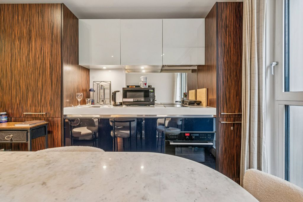 Квартира в Лондоне, Великобритания, 36 м² - фото 13