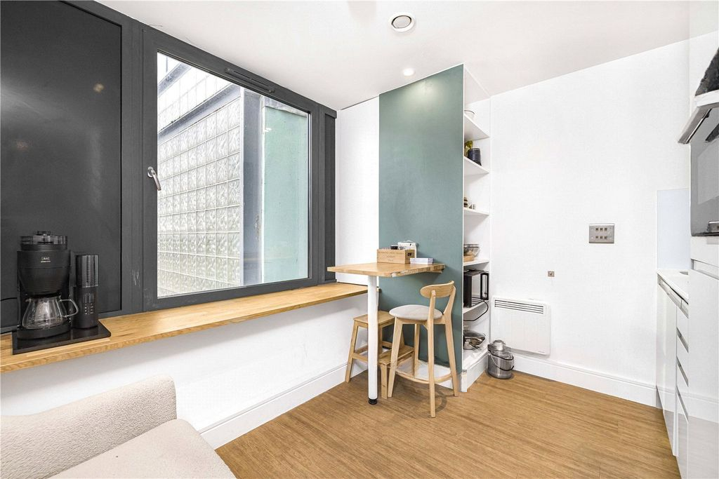 Квартира в Лондоне, Великобритания, 32 м² - фото 14