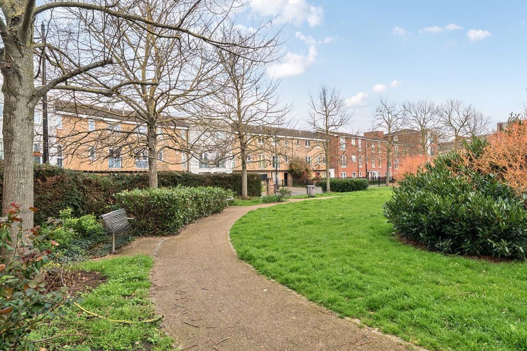 Квартира в Лондоне, Великобритания, 68 м² - фото 14