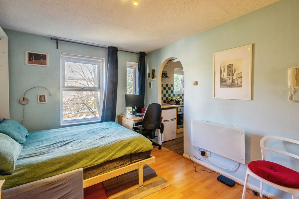 Квартира в Лондоне, Великобритания, 22 м² - фото 15