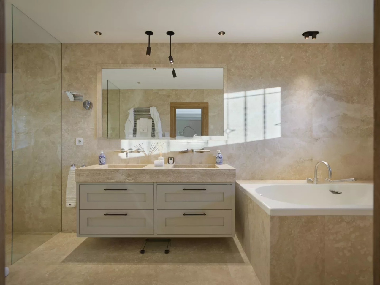 Квартира в Каннах, Франция, 320 м² - фото 18