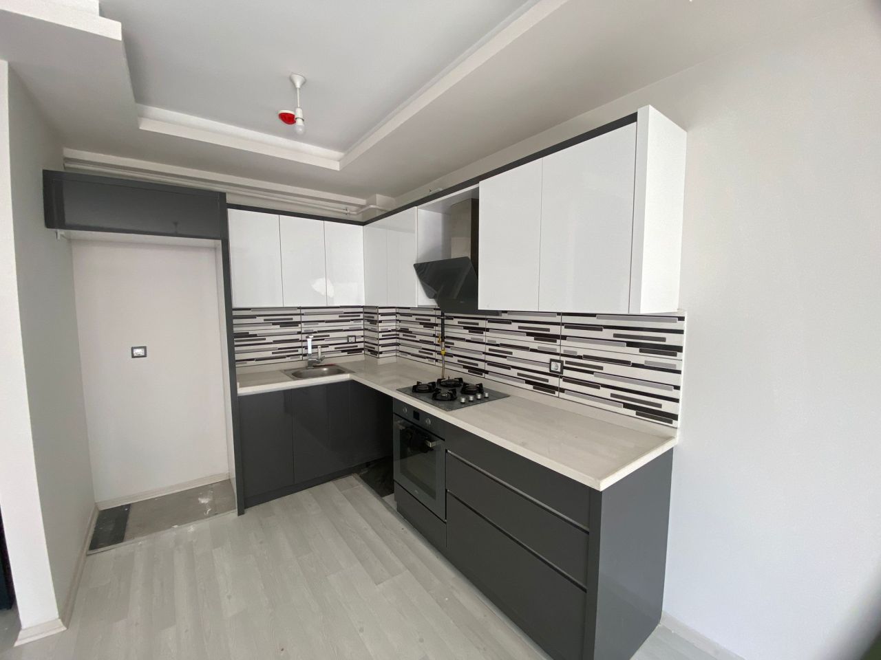 Квартира в Мерсине, Турция, 85 м² - фото 2