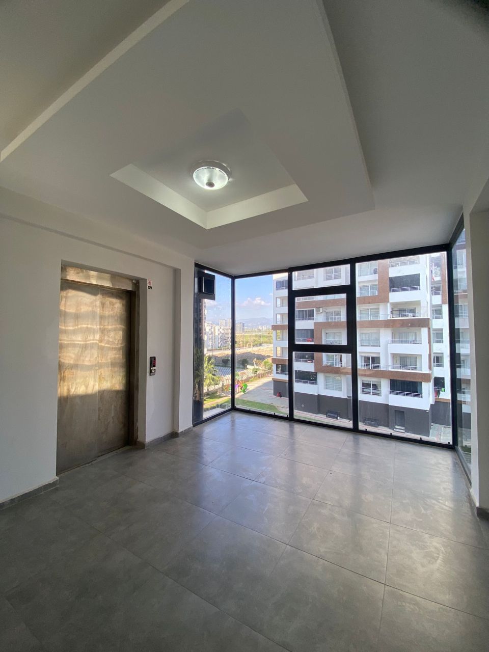 Квартира в Мерсине, Турция, 85 м² - фото 1