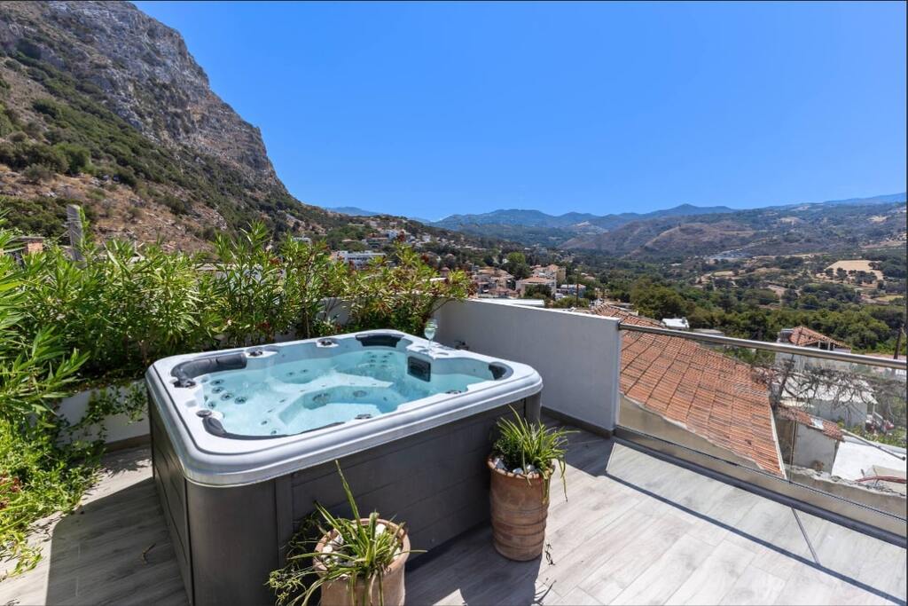 Вилла в Ираклионе, Греция, 160 м² - фото 2