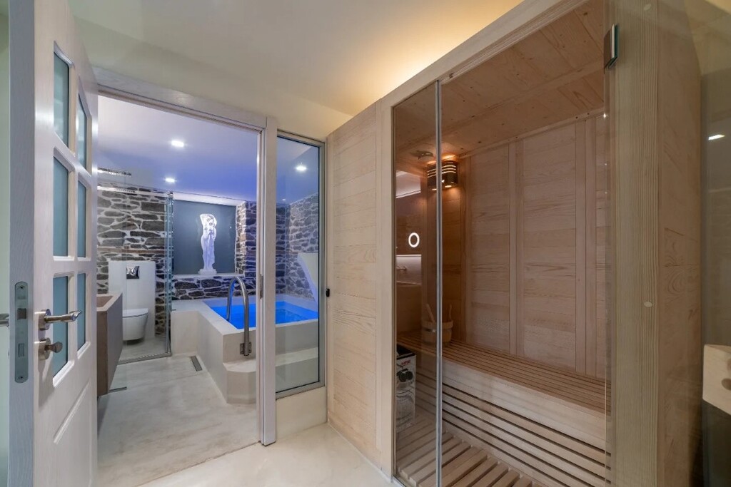 Отель, гостиница в Кавале, Греция, 376 м² - фото 2