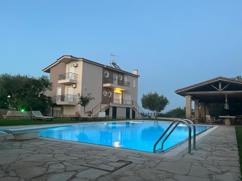 Вилла в Акрате, Греция, 350 м² - фото 3