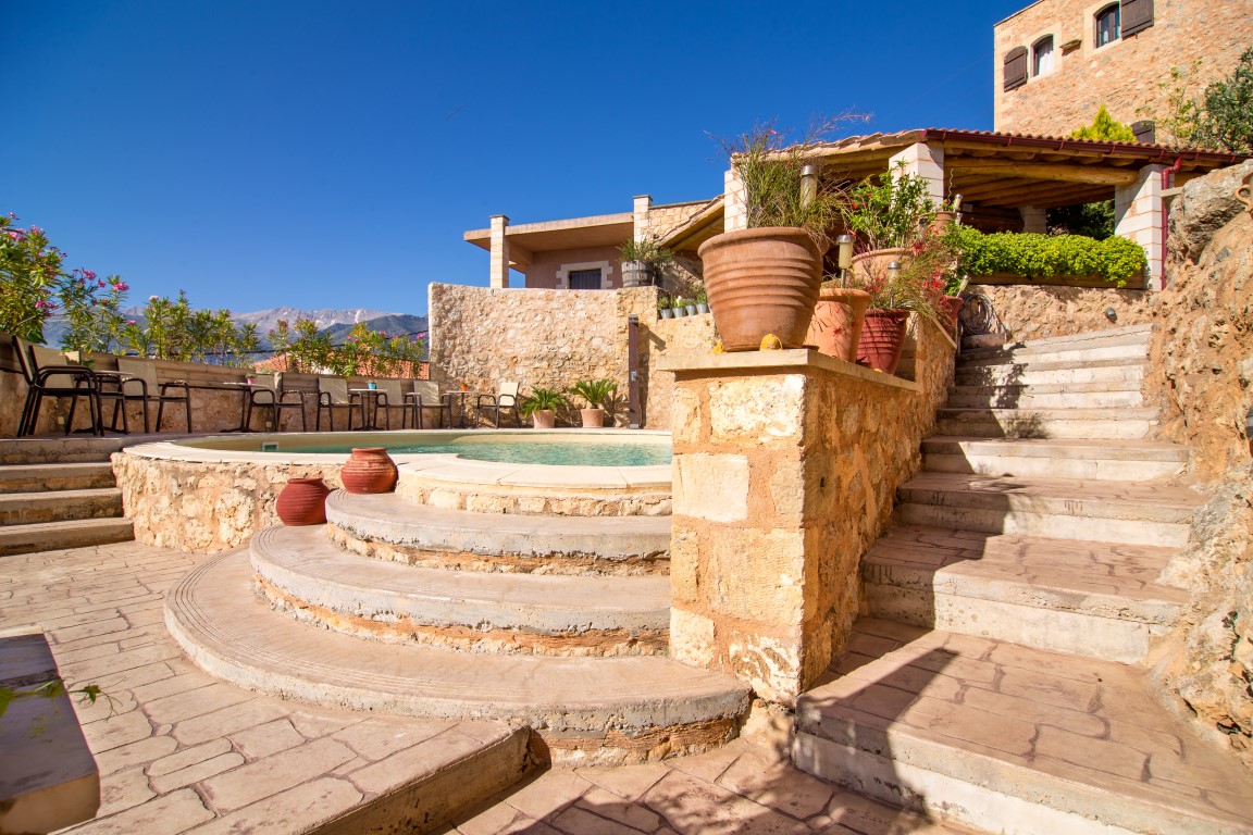 Отель, гостиница в Ираклионе, Греция, 520 м² - фото 4