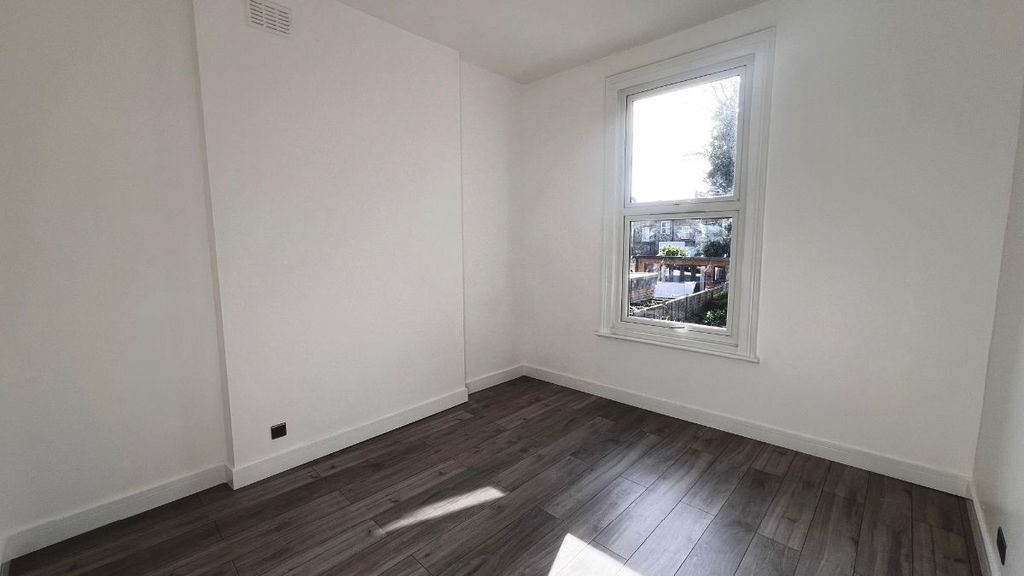 Квартира в Лондоне, Великобритания, 48 м² - фото 1