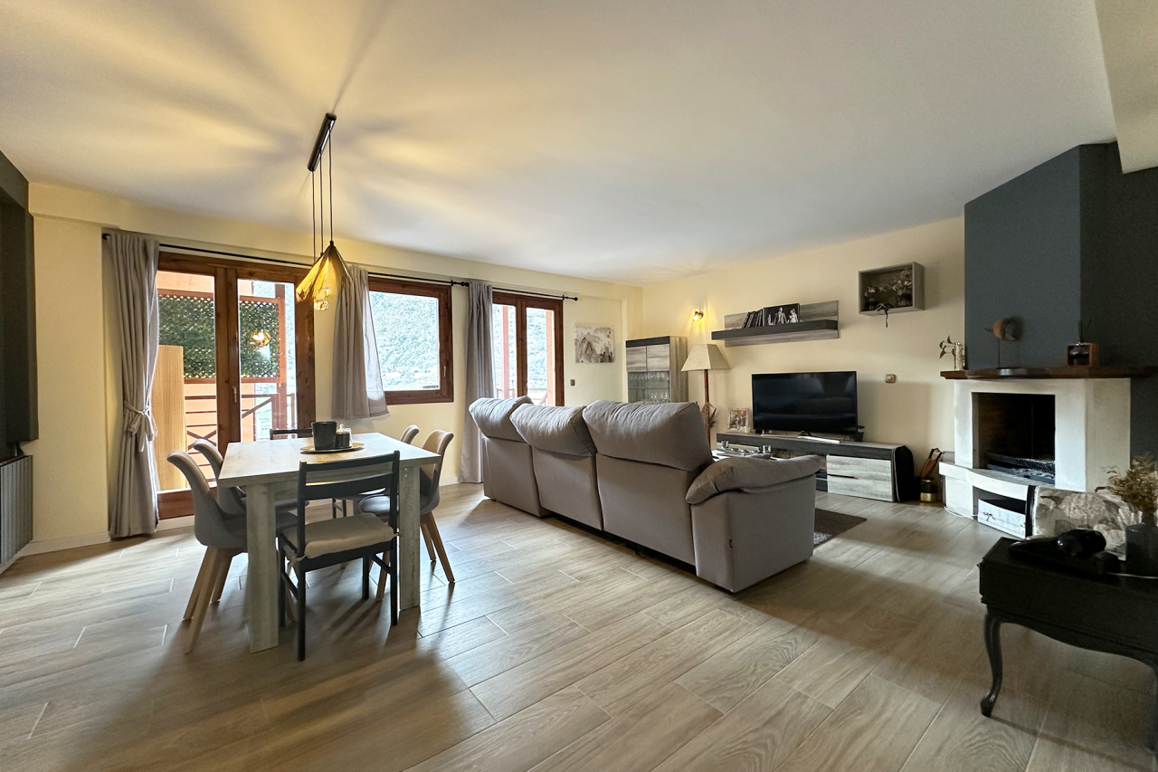 Квартира в Энкаме, Андорра, 164 м² - фото 1