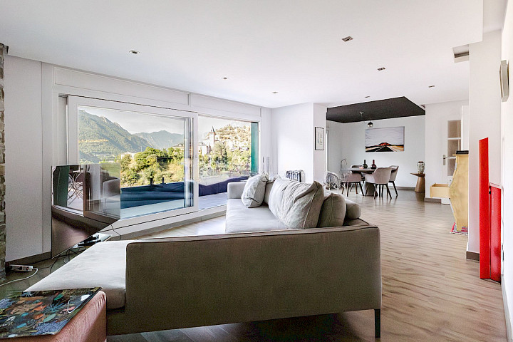 Квартира в Эскальдесе, Андорра, 250 м² - фото 1