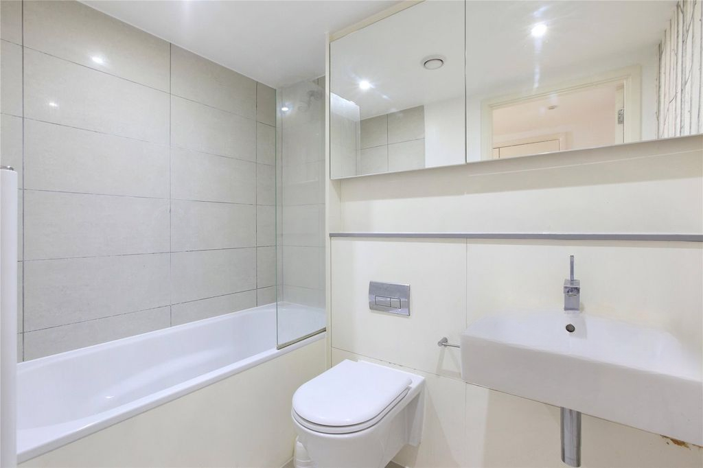 Квартира в Лондоне, Великобритания, 50 м² - фото 1