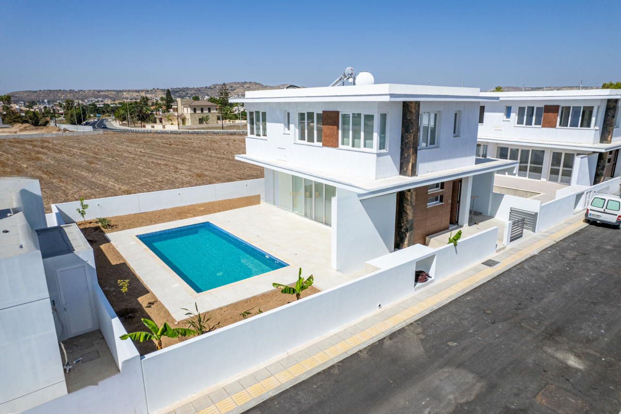 Квартира на пляже Финикудес, Кипр, 136 м² - фото 1