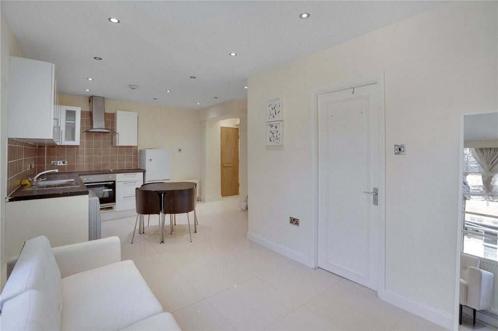 Квартира в Лондоне, Великобритания, 34 м² - фото 1