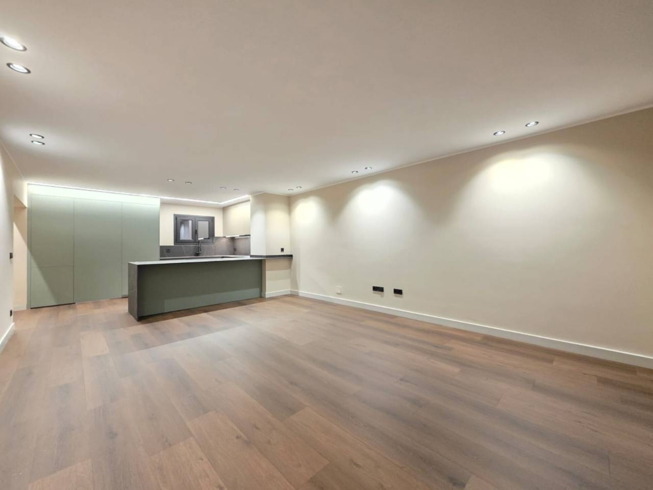 Квартира в Эскальдесе, Андорра, 152 м² - фото 1