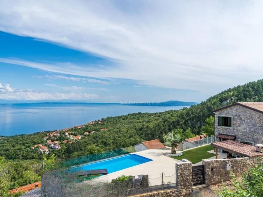 Дом в Опатии, Хорватия, 180 м² - фото 1