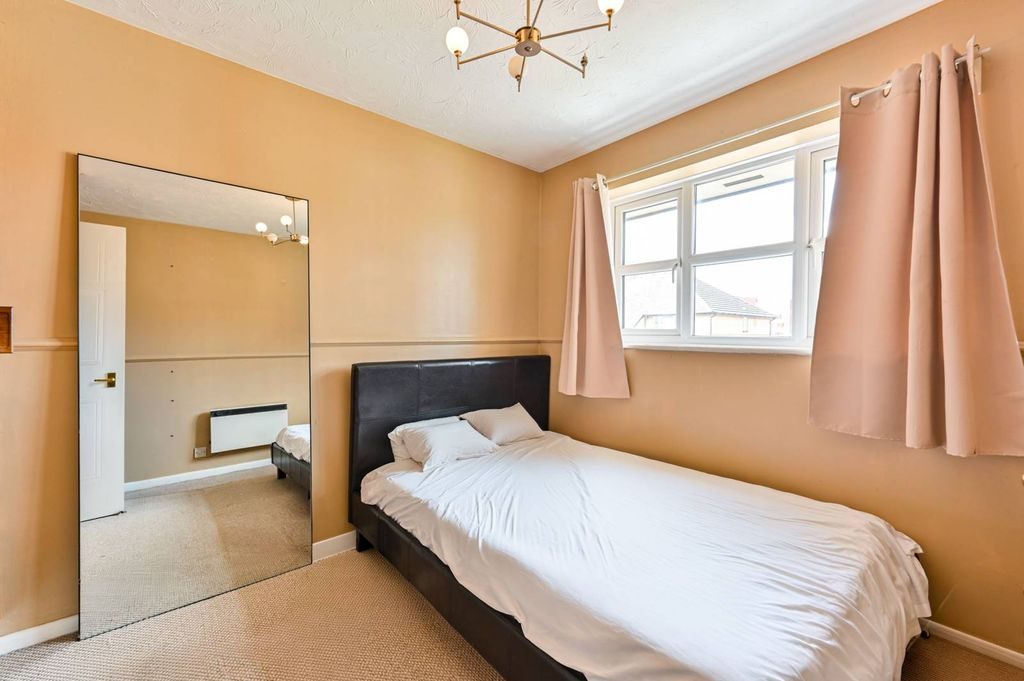 Квартира в Лондоне, Великобритания, 37 м² - фото 1