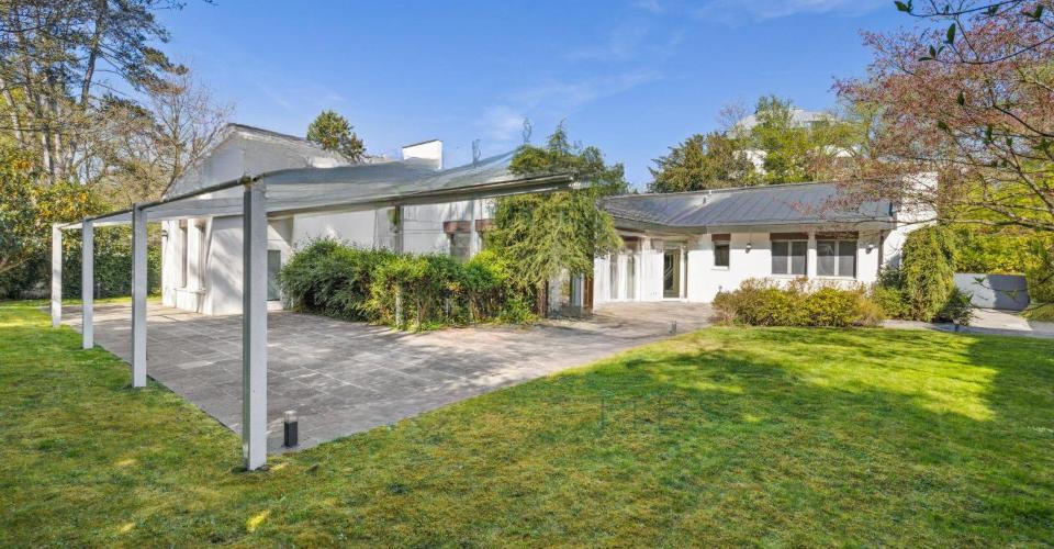 Квартира в Женеве, Швейцария, 400 м² - фото 1