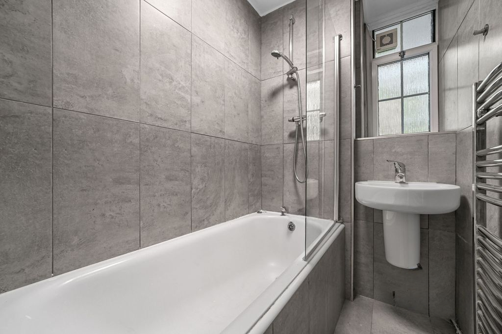 Квартира в Лондоне, Великобритания, 39 м² - фото 1